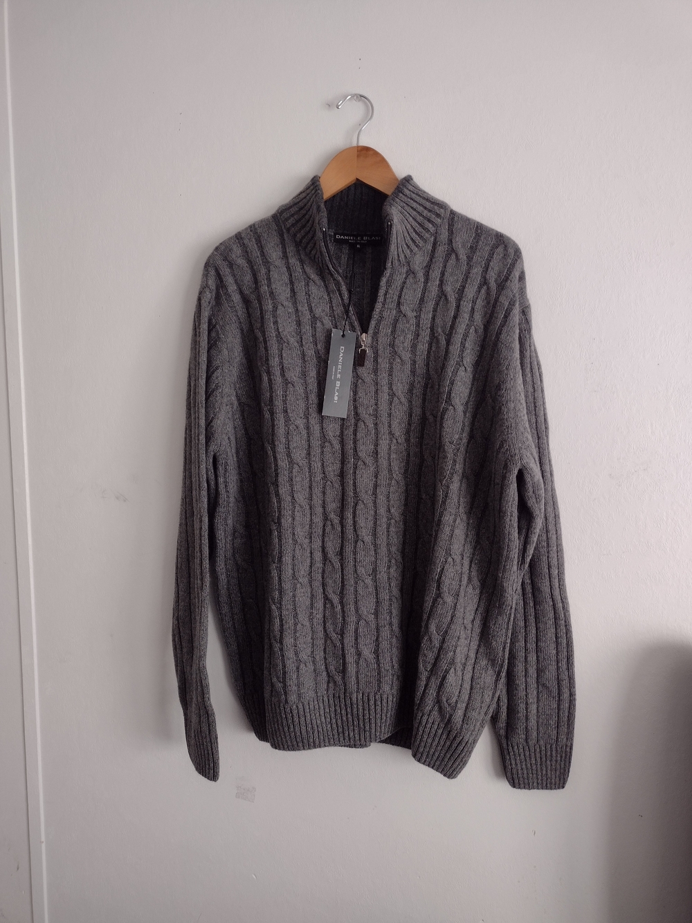 Danielle Blasi Mens Gray Wool Blend Sweater XL